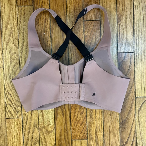 Knix Catalyst Zip Front Pink Bra, size 6 - Picture 7 of 11